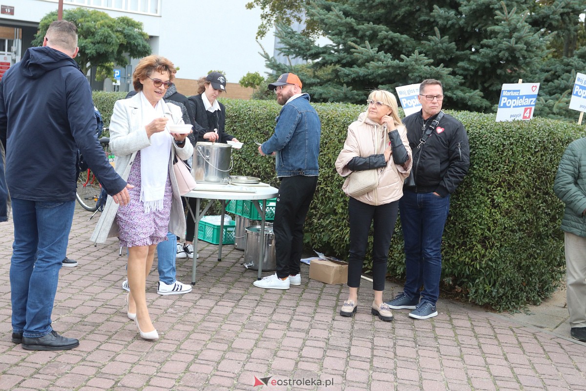 Grochówka z Mariuszem Popielarzem [06.10.2023] - zdjęcie #8 - eOstroleka.pl