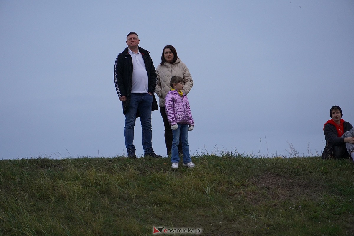 Top Girls i Zenek Martyniuk na Plaży Miejskiej w Ostrołęce [6.10.2023] - zdjęcie #18 - eOstroleka.pl
