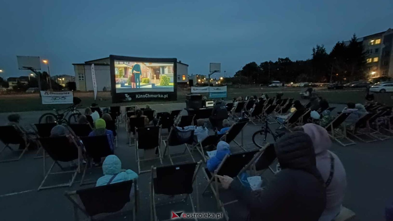 Kino plenerowe z SM Centrum [06.10.2023] - zdjęcie #48 - eOstroleka.pl