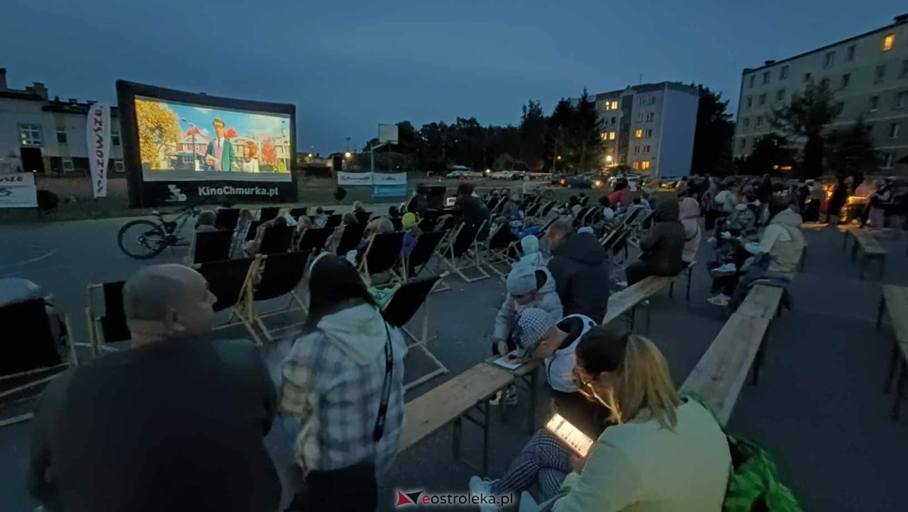 Kino plenerowe z SM Centrum [06.10.2023] - zdjęcie #49 - eOstroleka.pl