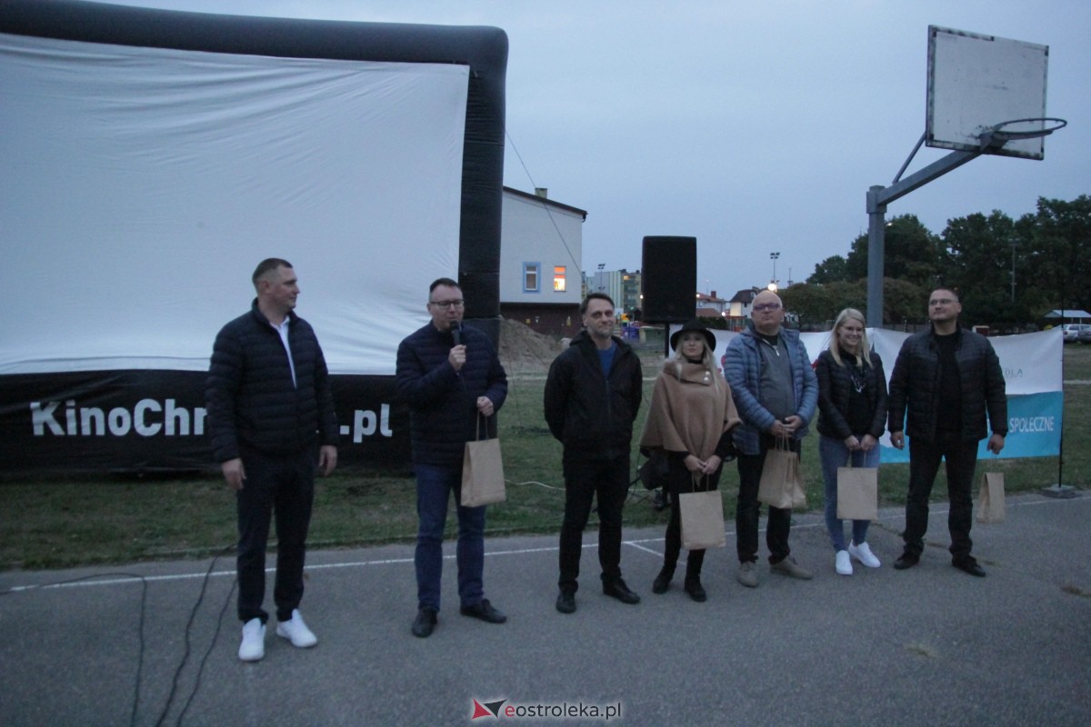 Kino plenerowe z SM Centrum [06.10.2023] - zdjęcie #13 - eOstroleka.pl