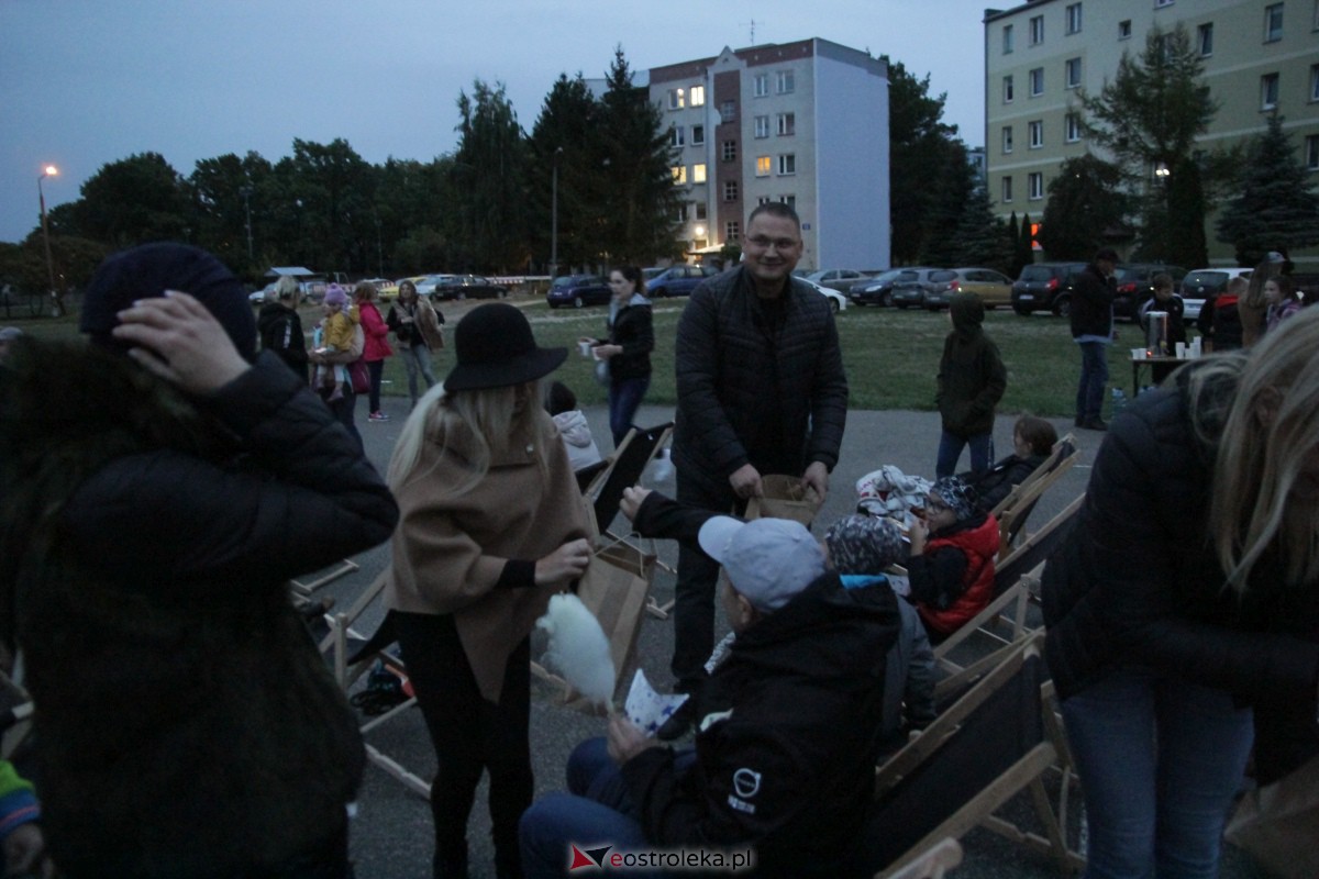 Kino plenerowe z SM Centrum [06.10.2023] - zdjęcie #9 - eOstroleka.pl