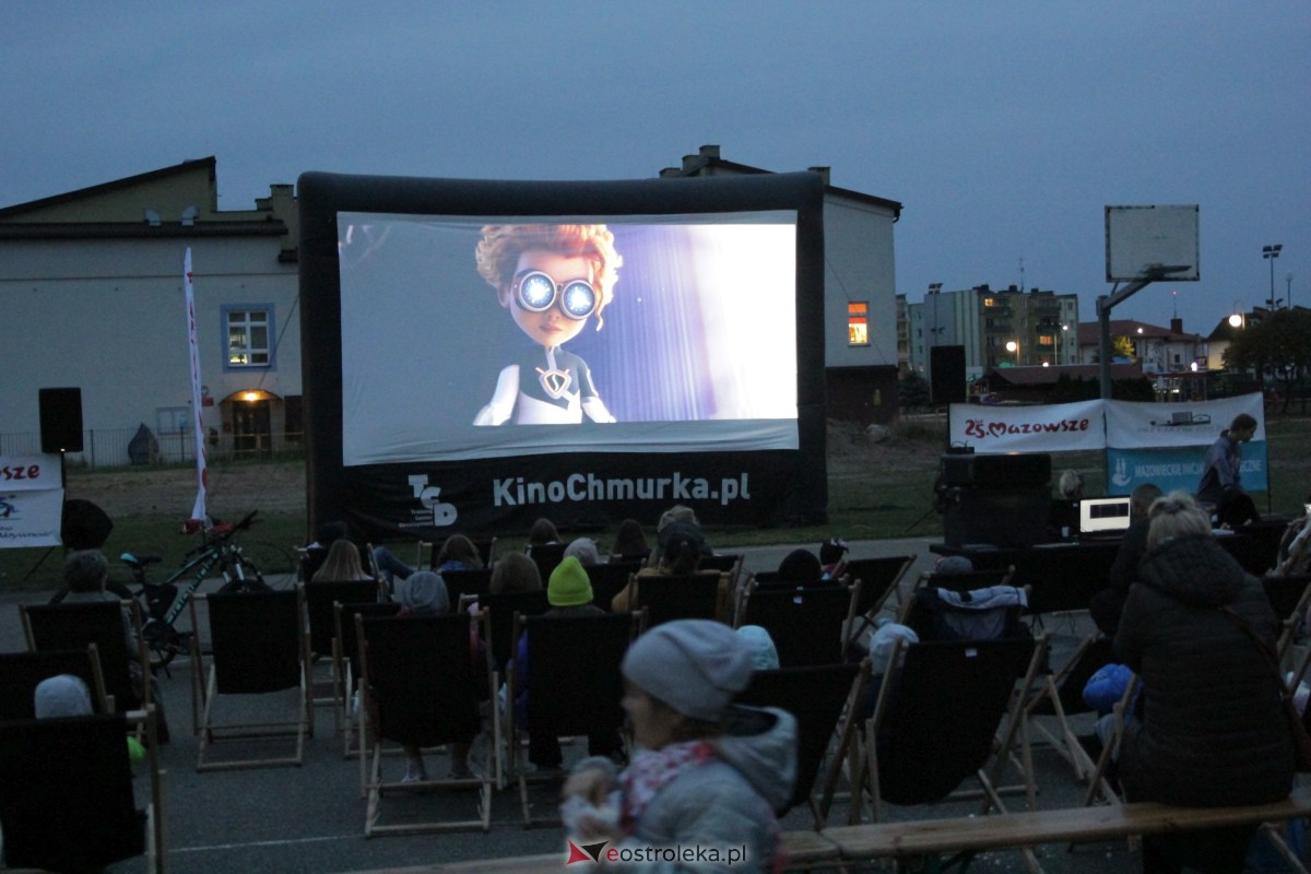 Kino plenerowe z SM Centrum [06.10.2023] - zdjęcie #2 - eOstroleka.pl