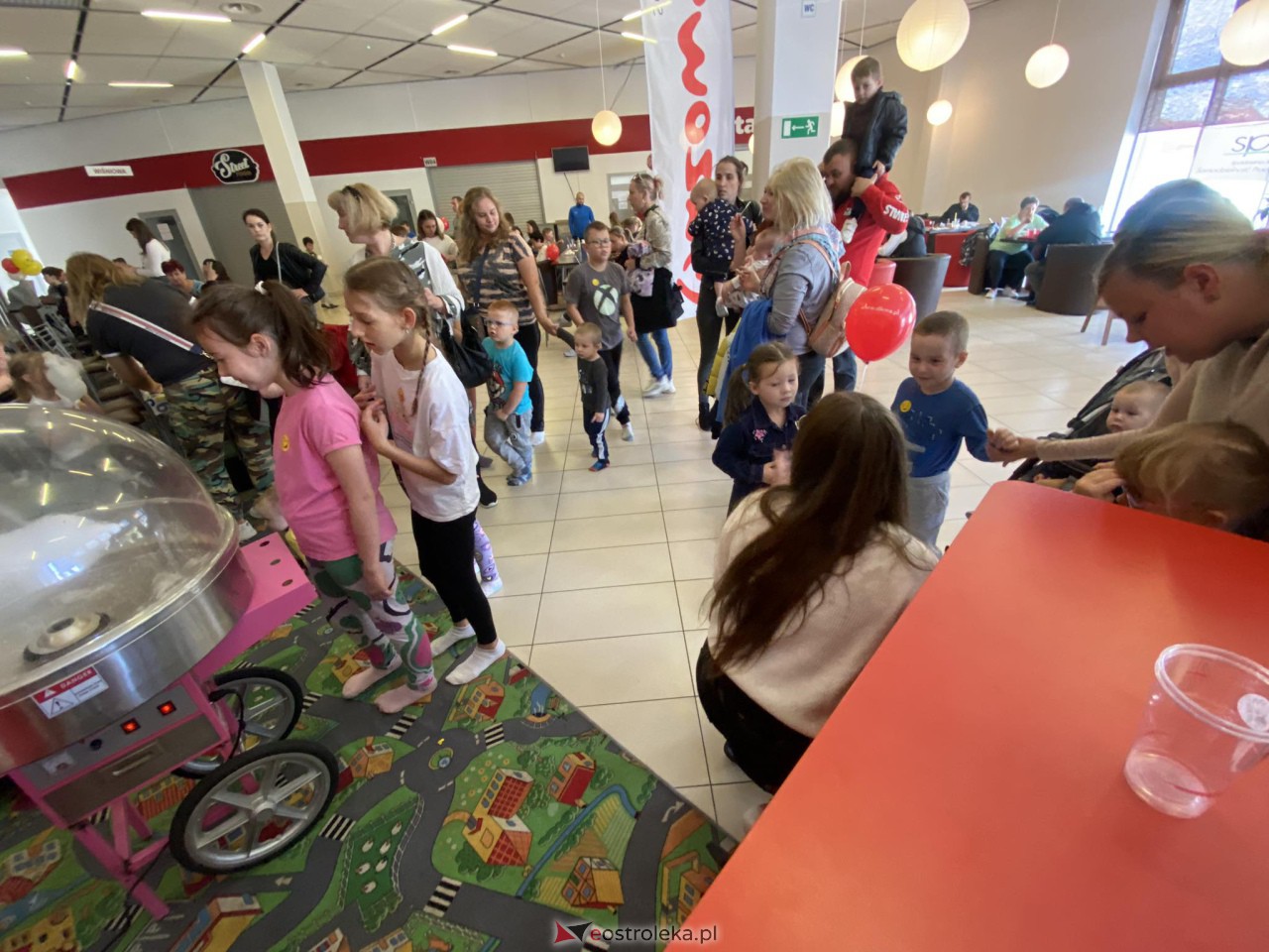 Światowy Dzień Uśmiechu w Morskiej Krainie [07.10.2023] - zdjęcie #13 - eOstroleka.pl