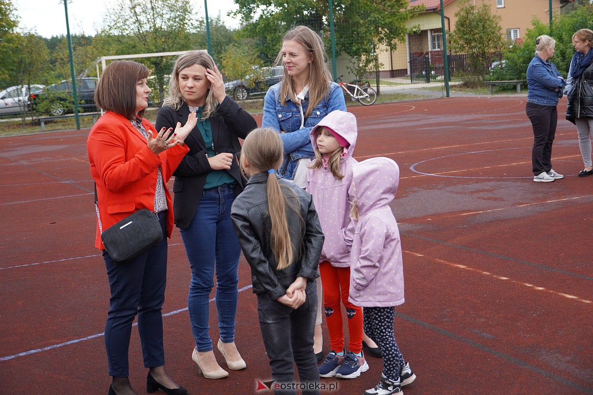 Jesienna cudotwórnia. Wernisaż i licytacja prac osób z niepełnosprawnością [7.10.2023] - zdjęcie #83 - eOstroleka.pl