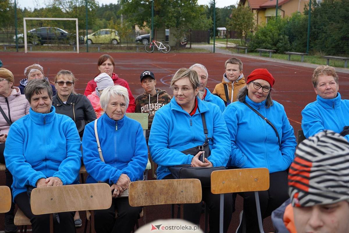 Jesienna cudotwórnia. Wernisaż i licytacja prac osób z niepełnosprawnością [7.10.2023] - zdjęcie #73 - eOstroleka.pl