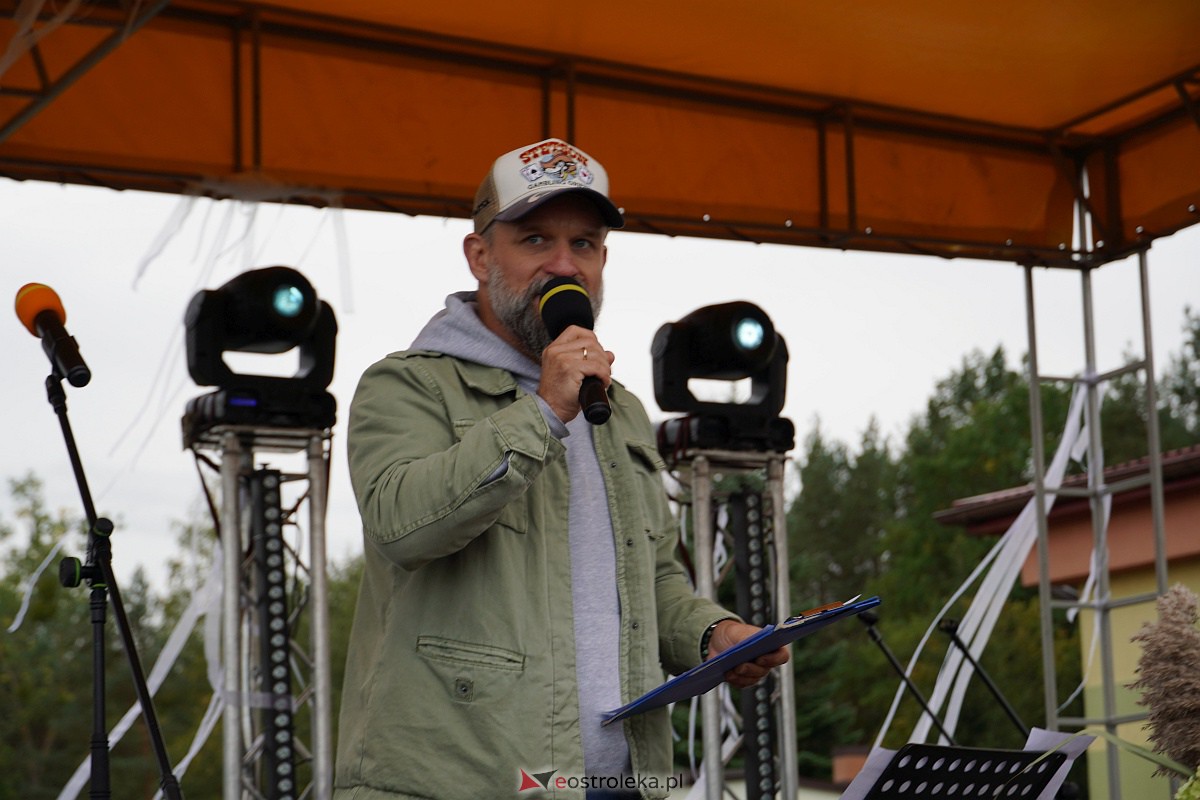 Jesienna cudotwórnia. Wernisaż i licytacja prac osób z niepełnosprawnością [7.10.2023] - zdjęcie #67 - eOstroleka.pl