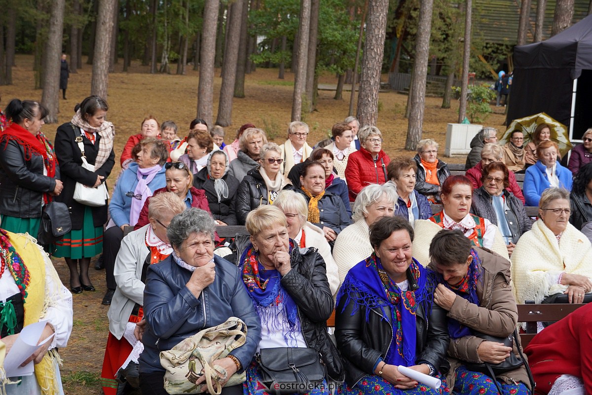36. Regionalny Przegląd Zespołów Artystycznych KGW Pejzaż muzyką malowany [07.10.2023] - zdjęcie #71 - eOstroleka.pl