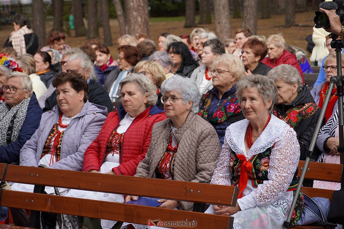 36. Regionalny Przegląd Zespołów Artystycznych KGW Pejzaż muzyką malowany [07.10.2023] - zdjęcie #66 - eOstroleka.pl