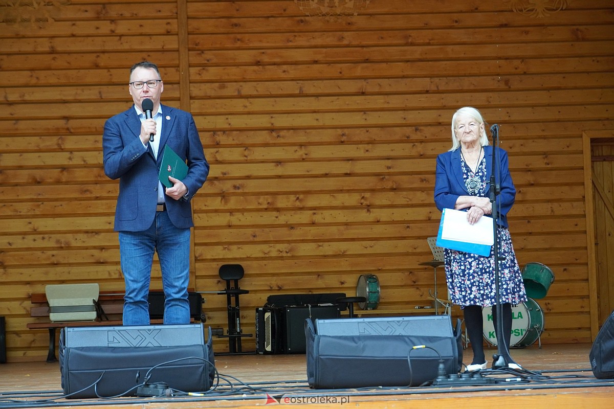 36. Regionalny Przegląd Zespołów Artystycznych KGW Pejzaż muzyką malowany [07.10.2023] - zdjęcie #38 - eOstroleka.pl