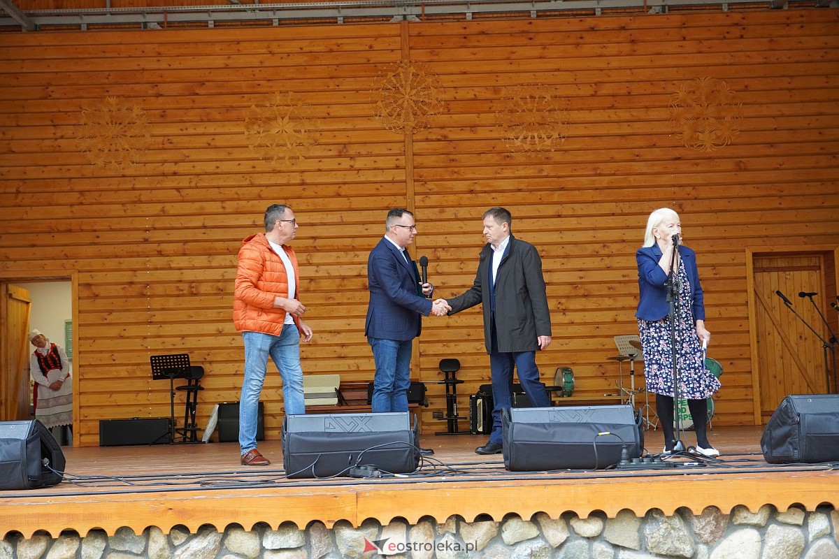 36. Regionalny Przegląd Zespołów Artystycznych KGW Pejzaż muzyką malowany [07.10.2023] - zdjęcie #36 - eOstroleka.pl