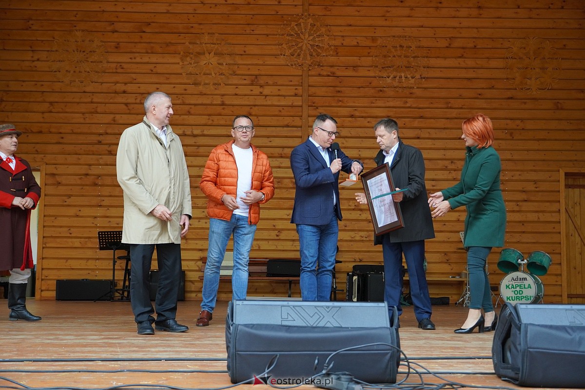 36. Regionalny Przegląd Zespołów Artystycznych KGW Pejzaż muzyką malowany [07.10.2023] - zdjęcie #28 - eOstroleka.pl