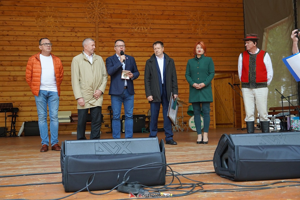 36. Regionalny Przegląd Zespołów Artystycznych KGW Pejzaż muzyką malowany [07.10.2023] - zdjęcie #25 - eOstroleka.pl