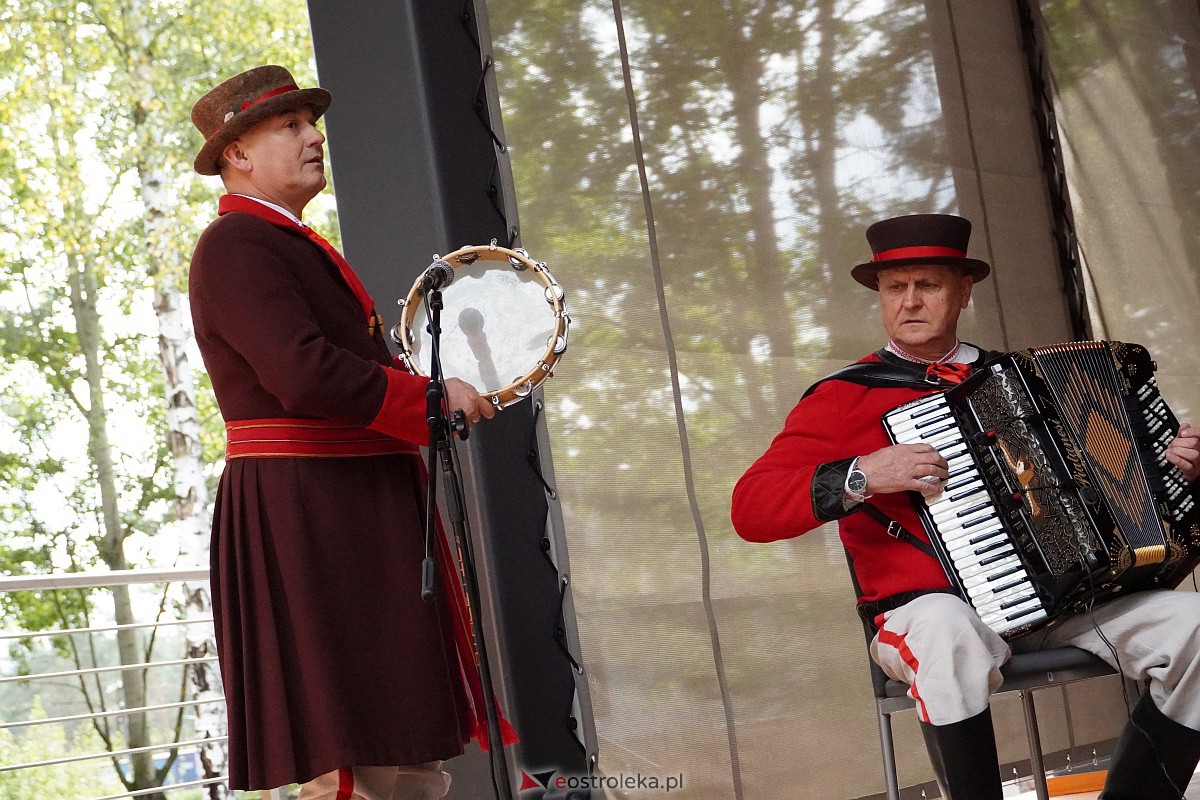 36. Regionalny Przegląd Zespołów Artystycznych KGW Pejzaż muzyką malowany [07.10.2023] - zdjęcie #5 - eOstroleka.pl