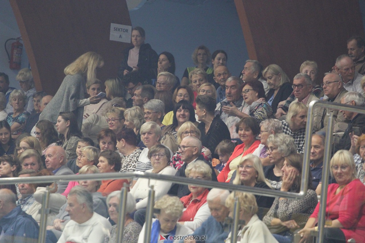 Koncert zespołu Mazowsze w Ostrołęce [7.10.2023] - zdjęcie #197 - eOstroleka.pl