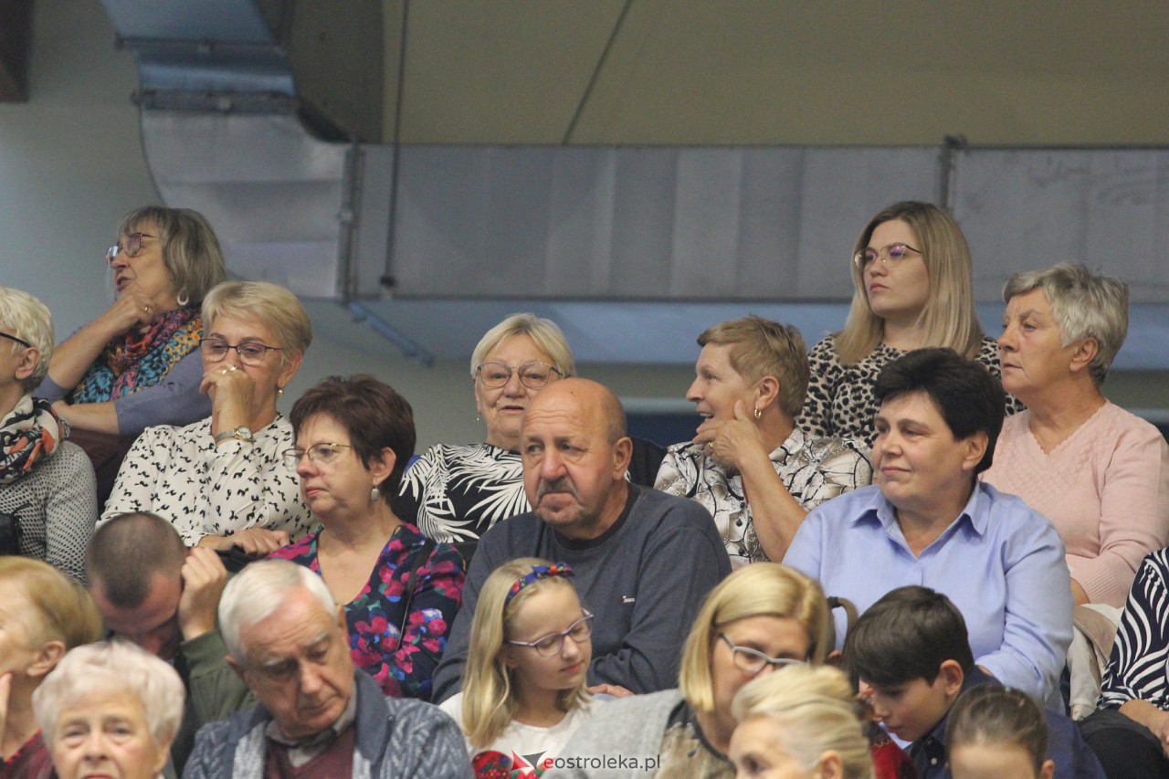 Koncert zespołu Mazowsze w Ostrołęce [7.10.2023] - zdjęcie #189 - eOstroleka.pl