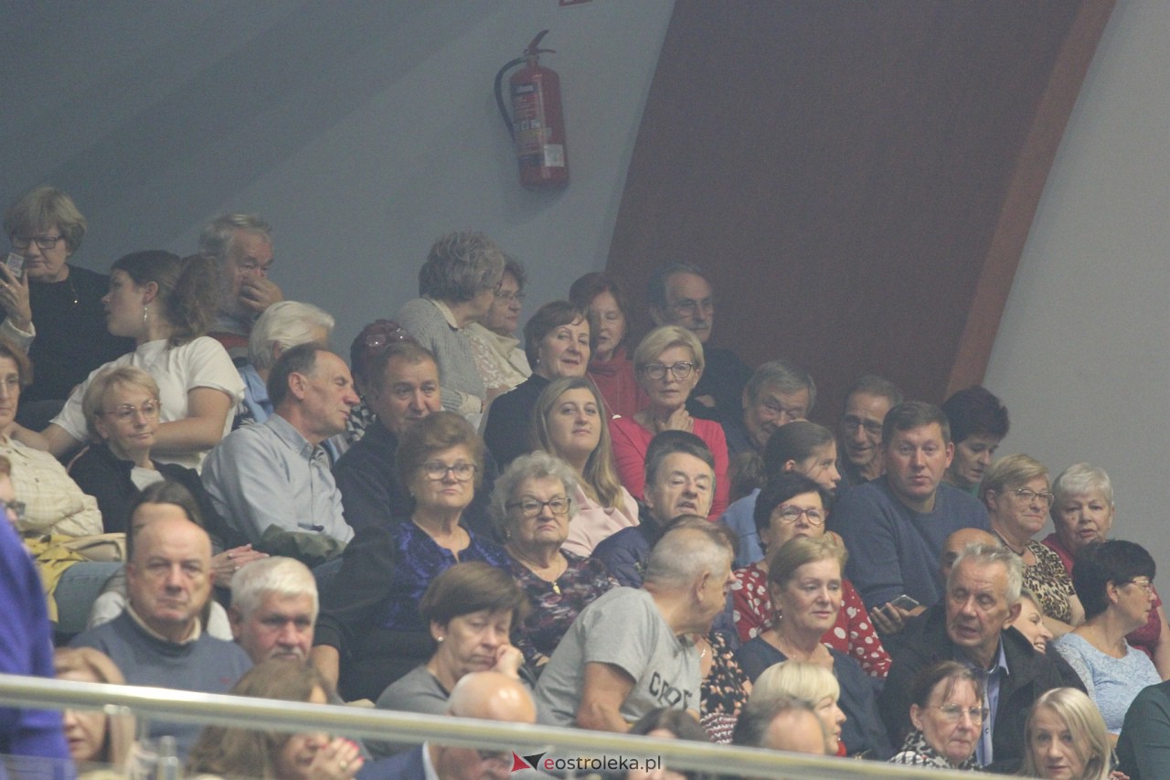 Koncert zespołu Mazowsze w Ostrołęce [7.10.2023] - zdjęcie #180 - eOstroleka.pl