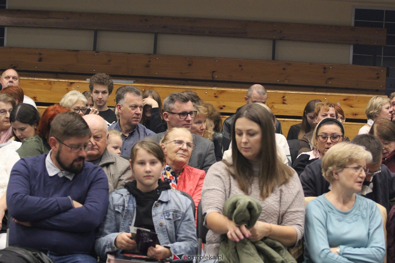 Koncert zespołu Mazowsze w Ostrołęce [7.10.2023] - zdjęcie #171 - eOstroleka.pl
