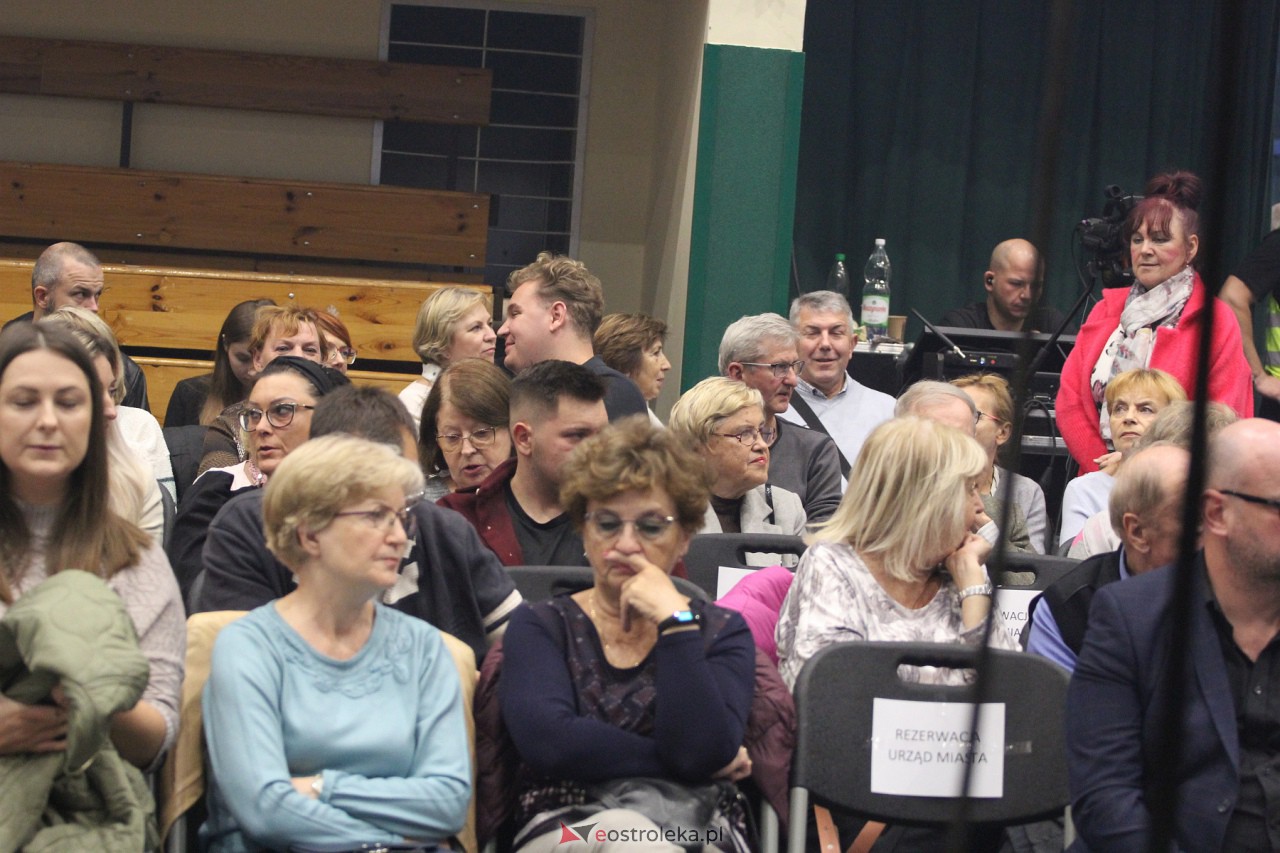 Koncert zespołu Mazowsze w Ostrołęce [7.10.2023] - zdjęcie #170 - eOstroleka.pl