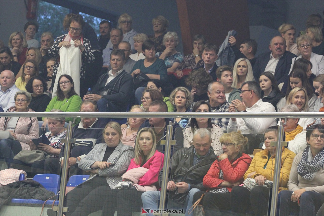 Koncert zespołu Mazowsze w Ostrołęce [7.10.2023] - zdjęcie #166 - eOstroleka.pl