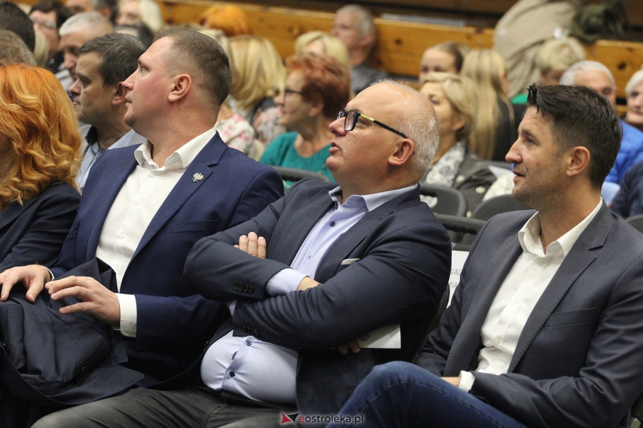 Koncert zespołu Mazowsze w Ostrołęce [7.10.2023] - zdjęcie #154 - eOstroleka.pl
