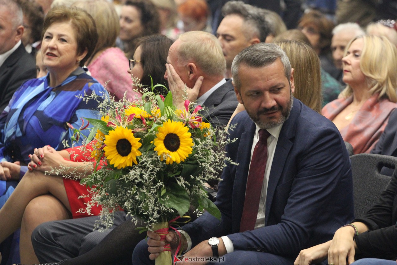 Koncert zespołu Mazowsze w Ostrołęce [7.10.2023] - zdjęcie #148 - eOstroleka.pl