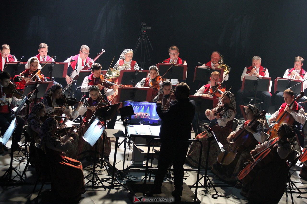 Koncert zespołu Mazowsze w Ostrołęce [7.10.2023] - zdjęcie #110 - eOstroleka.pl