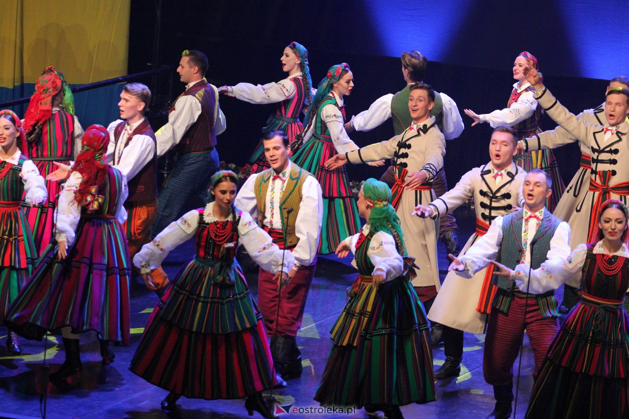 Koncert zespołu Mazowsze w Ostrołęce [7.10.2023] - zdjęcie #108 - eOstroleka.pl