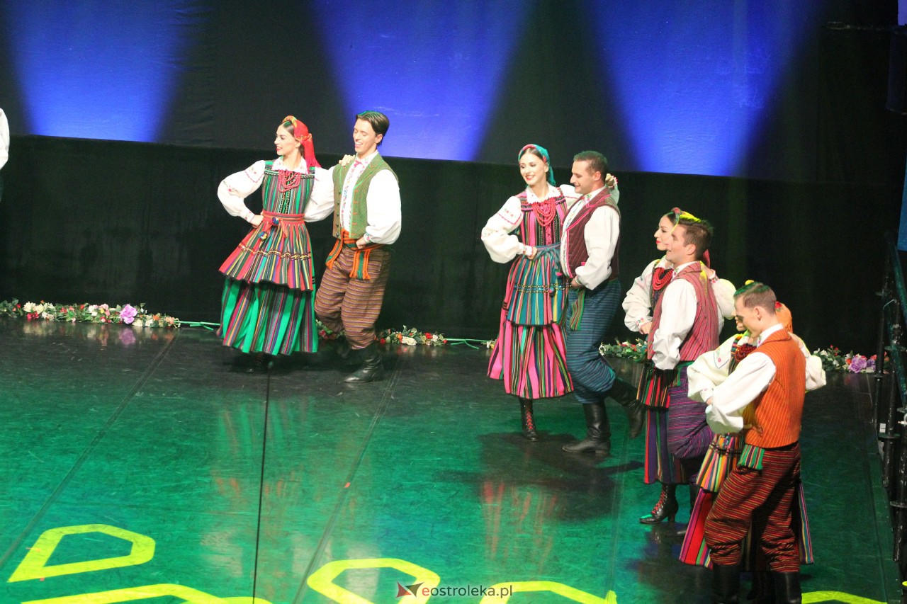 Koncert zespołu Mazowsze w Ostrołęce [7.10.2023] - zdjęcie #105 - eOstroleka.pl