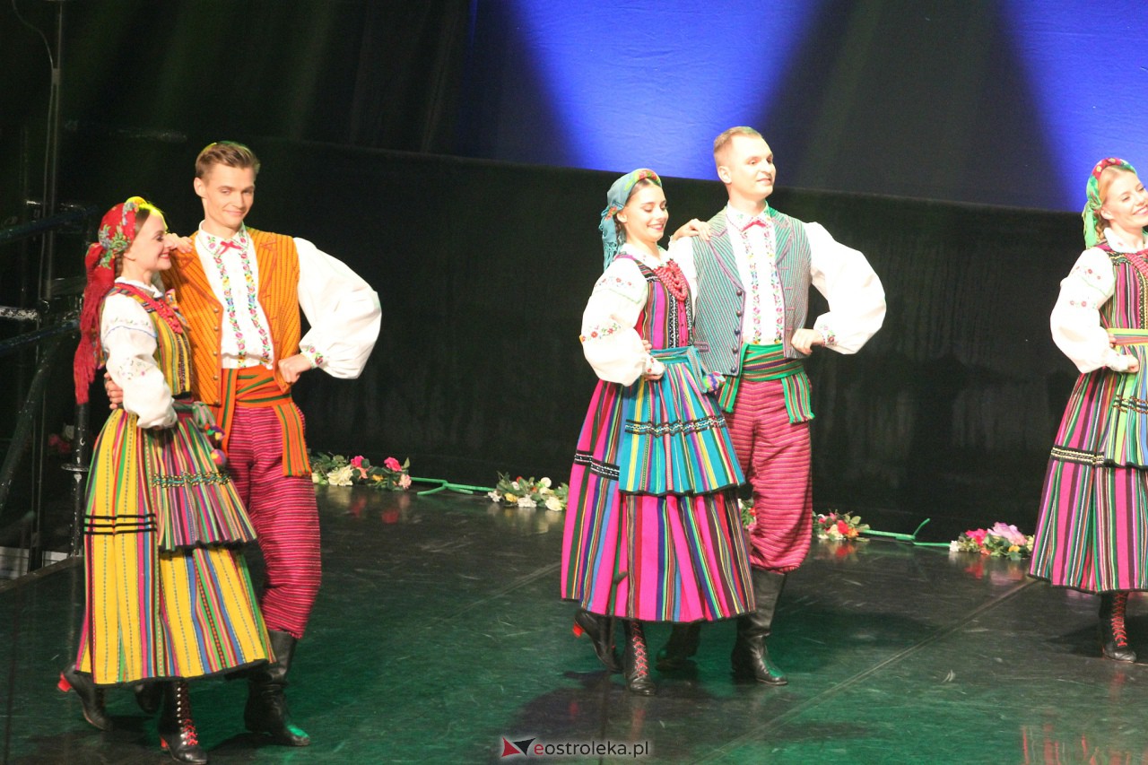 Koncert zespołu Mazowsze w Ostrołęce [7.10.2023] - zdjęcie #102 - eOstroleka.pl