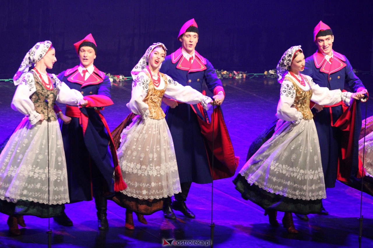 Koncert zespołu Mazowsze w Ostrołęce [7.10.2023] - zdjęcie #99 - eOstroleka.pl