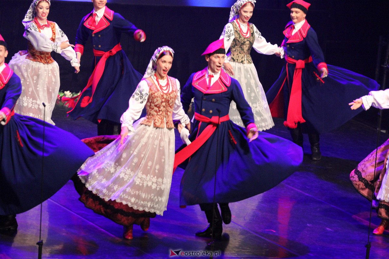 Koncert zespołu Mazowsze w Ostrołęce [7.10.2023] - zdjęcie #89 - eOstroleka.pl