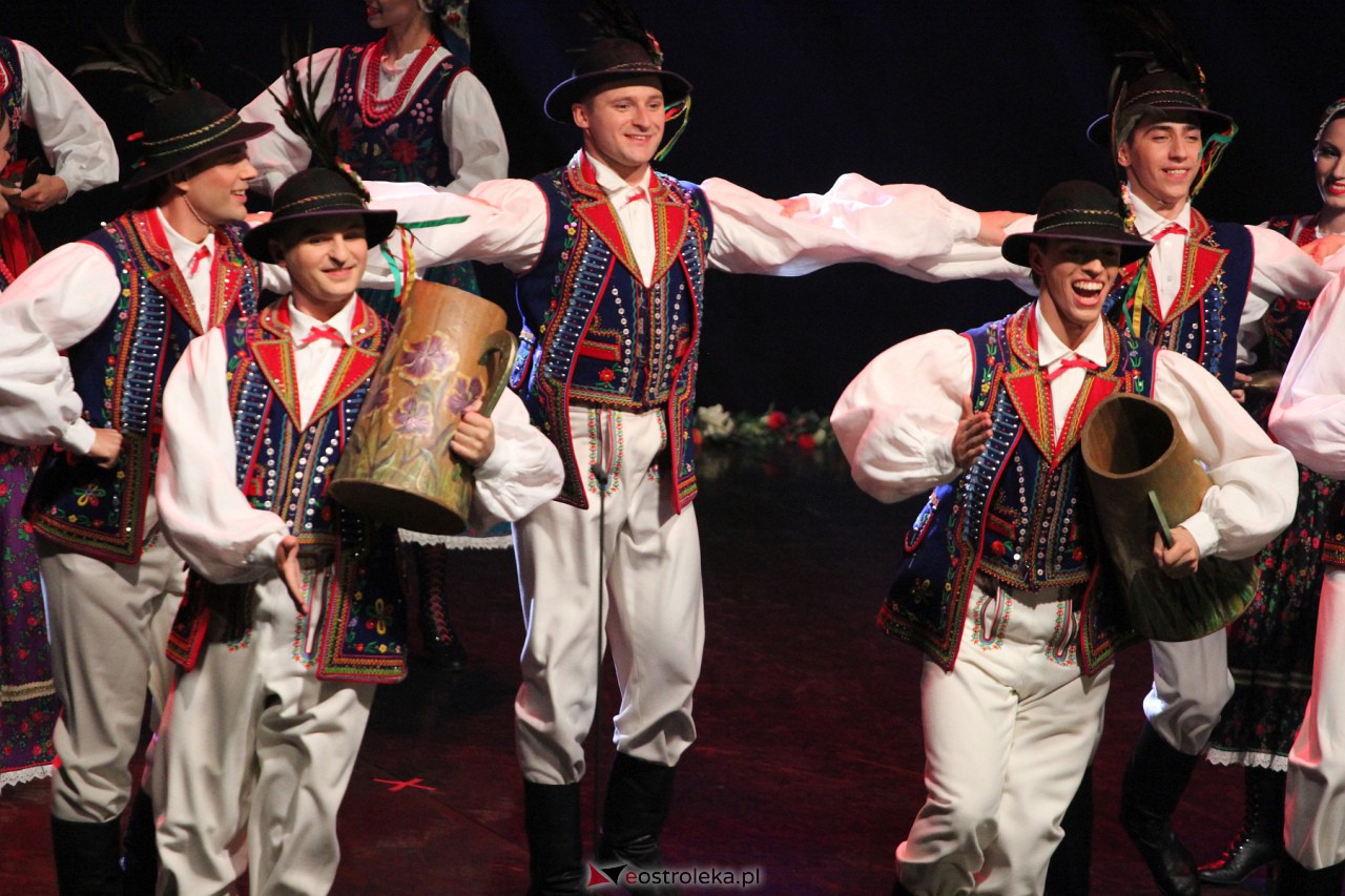 Koncert zespołu Mazowsze w Ostrołęce [7.10.2023] - zdjęcie #82 - eOstroleka.pl