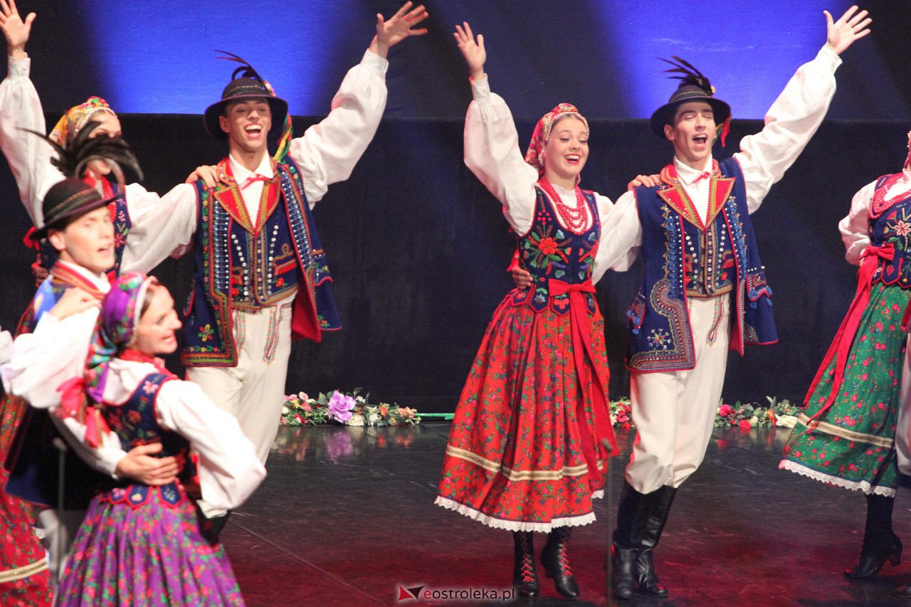 Koncert zespołu Mazowsze w Ostrołęce [7.10.2023] - zdjęcie #75 - eOstroleka.pl