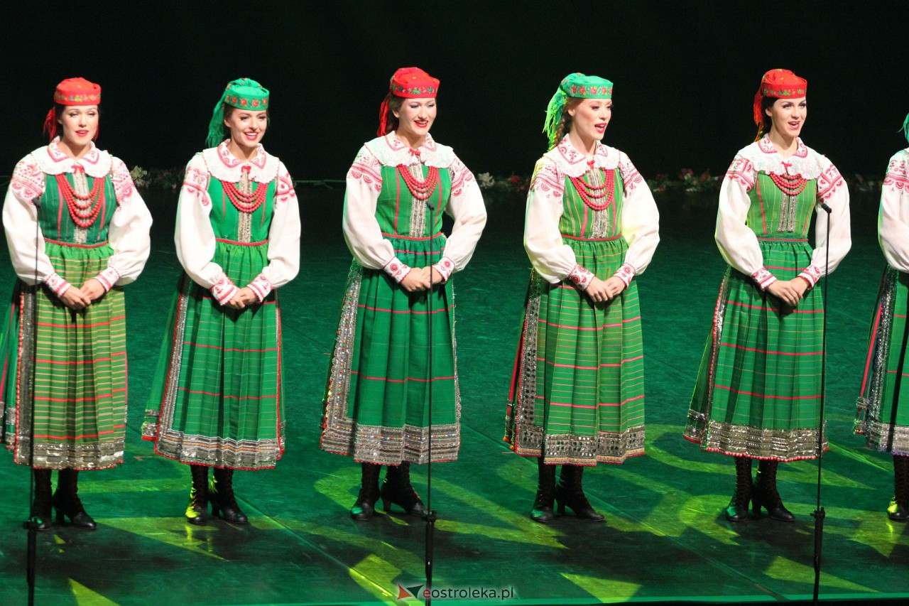 Koncert zespołu Mazowsze w Ostrołęce [7.10.2023] - zdjęcie #67 - eOstroleka.pl
