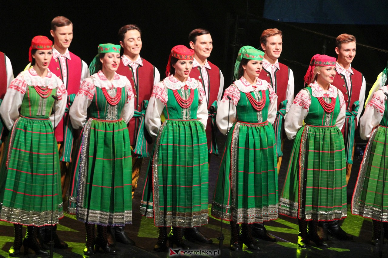 Koncert zespołu Mazowsze w Ostrołęce [7.10.2023] - zdjęcie #64 - eOstroleka.pl