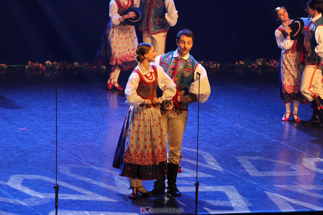 Koncert zespołu Mazowsze w Ostrołęce [7.10.2023] - zdjęcie #58 - eOstroleka.pl