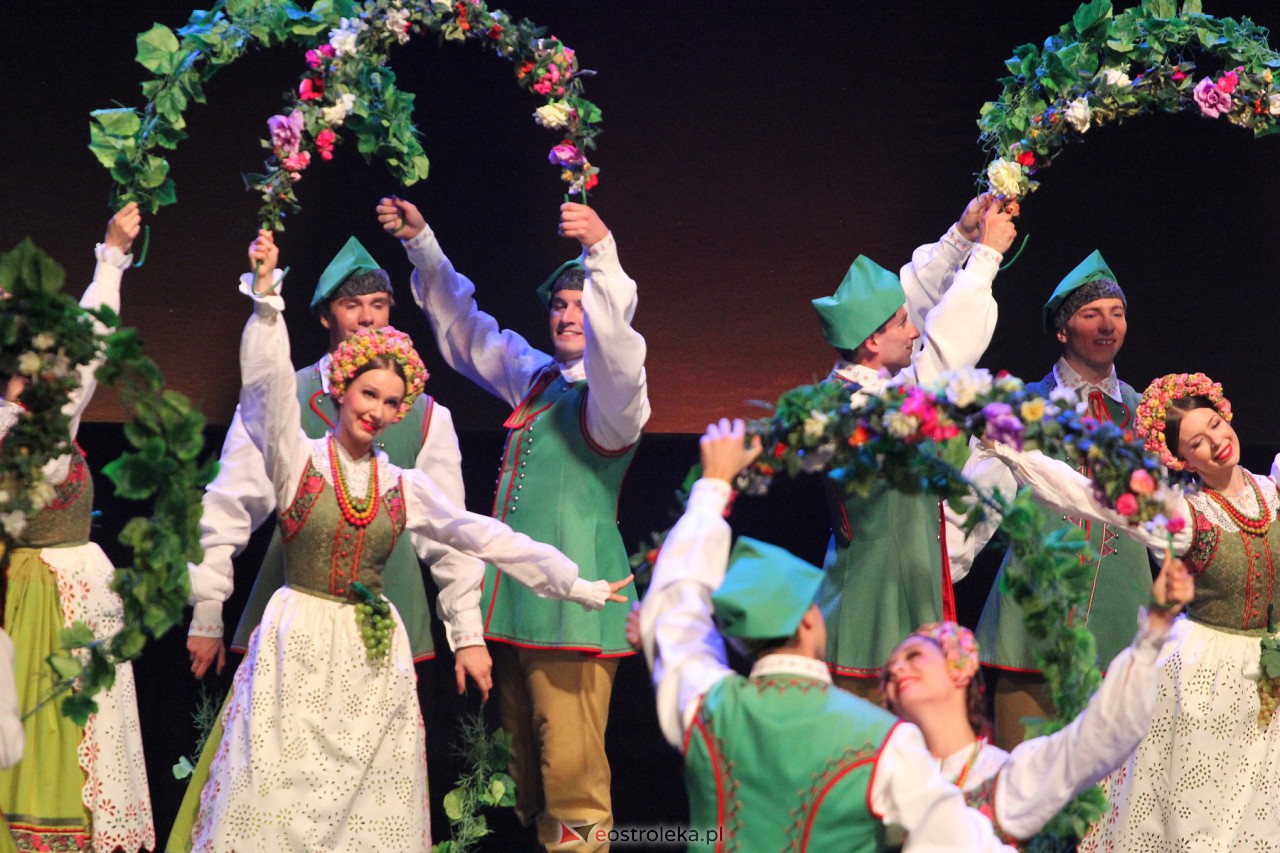 Koncert zespołu Mazowsze w Ostrołęce [7.10.2023] - zdjęcie #54 - eOstroleka.pl