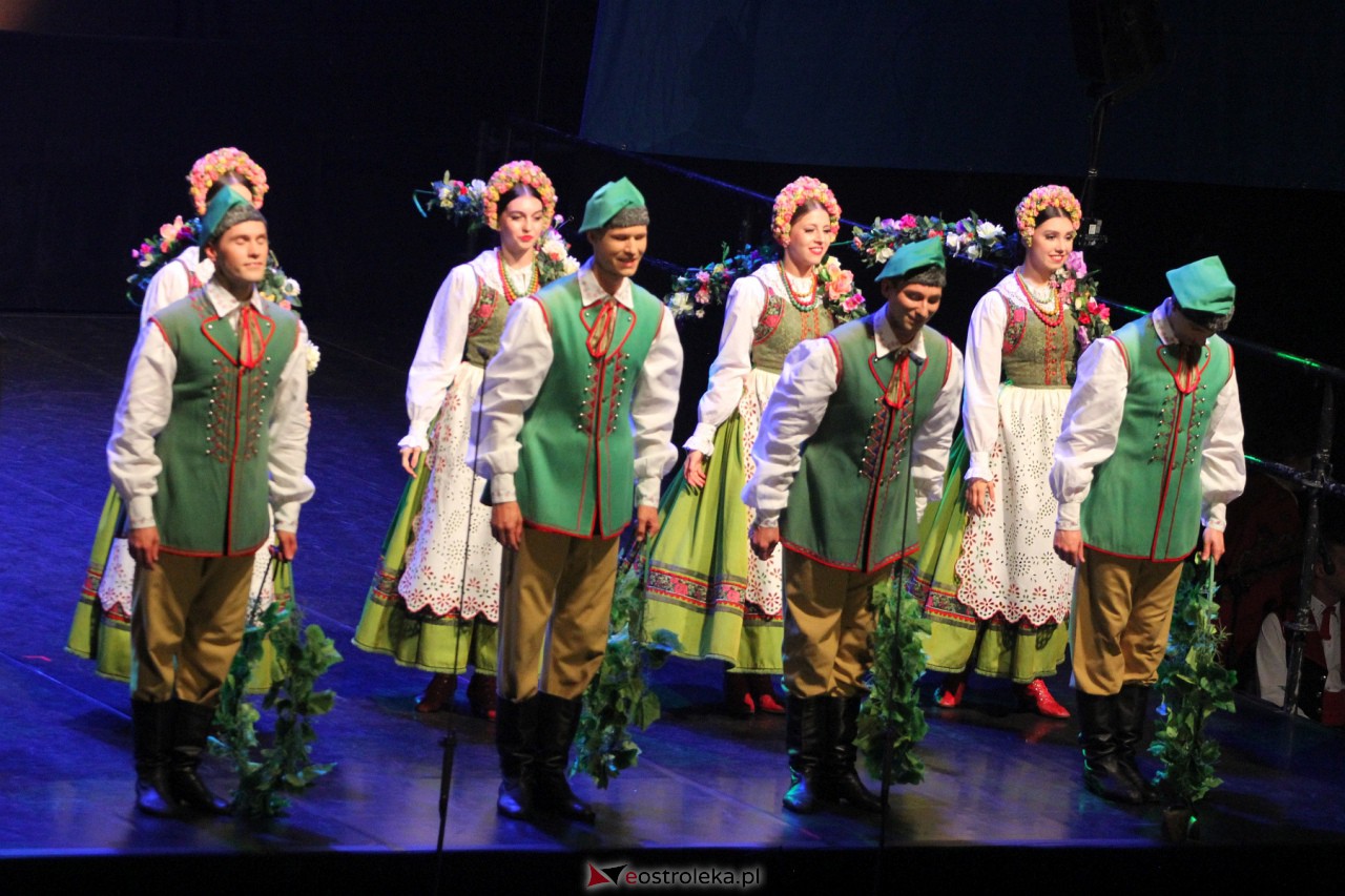 Koncert zespołu Mazowsze w Ostrołęce [7.10.2023] - zdjęcie #50 - eOstroleka.pl