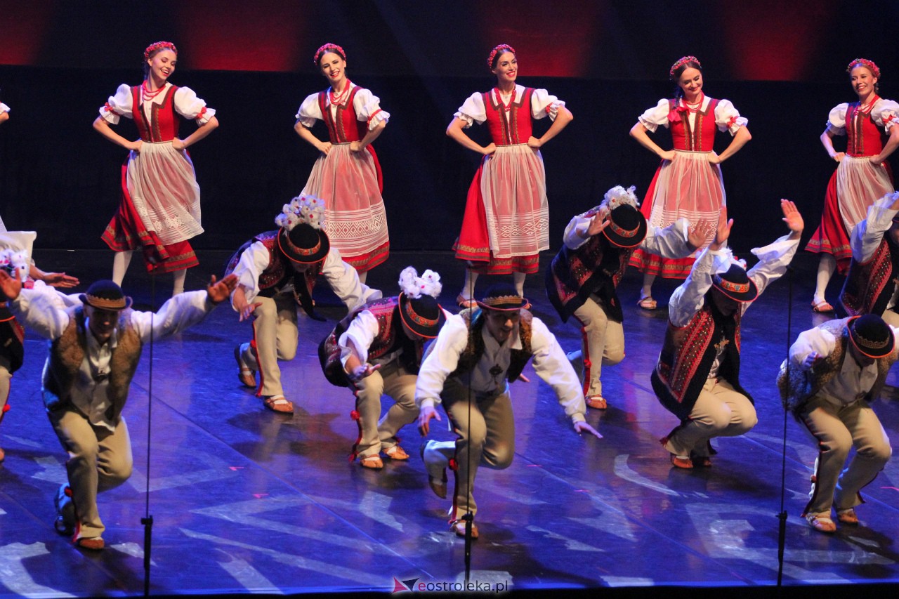 Koncert zespołu Mazowsze w Ostrołęce [7.10.2023] - zdjęcie #38 - eOstroleka.pl