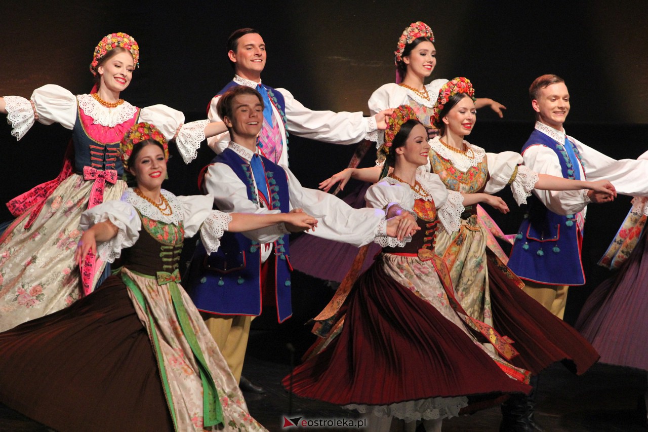 Koncert zespołu Mazowsze w Ostrołęce [7.10.2023] - zdjęcie #34 - eOstroleka.pl