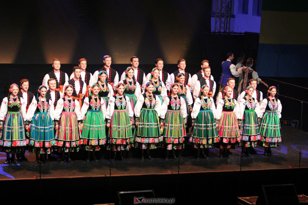 Koncert zespołu Mazowsze w Ostrołęce [7.10.2023] - zdjęcie #32 - eOstroleka.pl