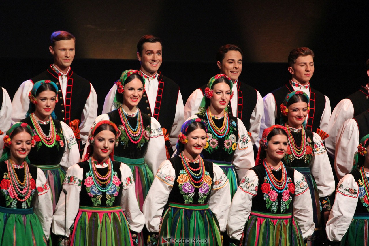 Koncert zespołu Mazowsze w Ostrołęce [7.10.2023] - zdjęcie #30 - eOstroleka.pl