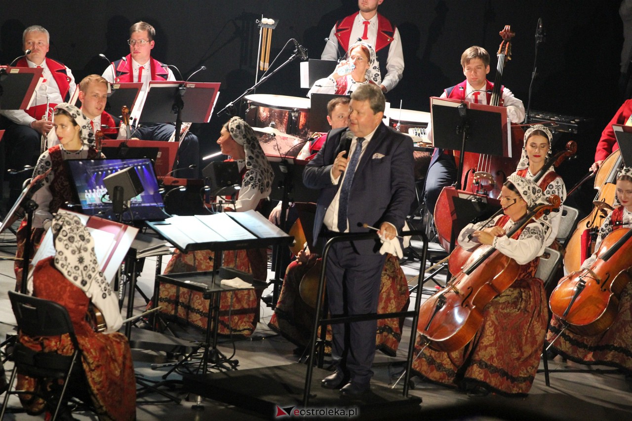 Koncert zespołu Mazowsze w Ostrołęce [7.10.2023] - zdjęcie #28 - eOstroleka.pl