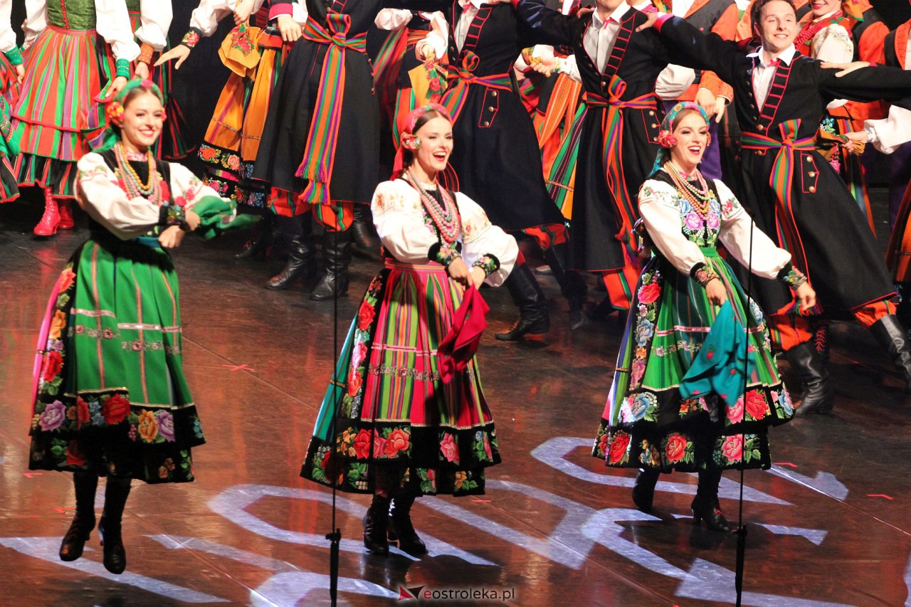 Koncert zespołu Mazowsze w Ostrołęce [7.10.2023] - zdjęcie #11 - eOstroleka.pl
