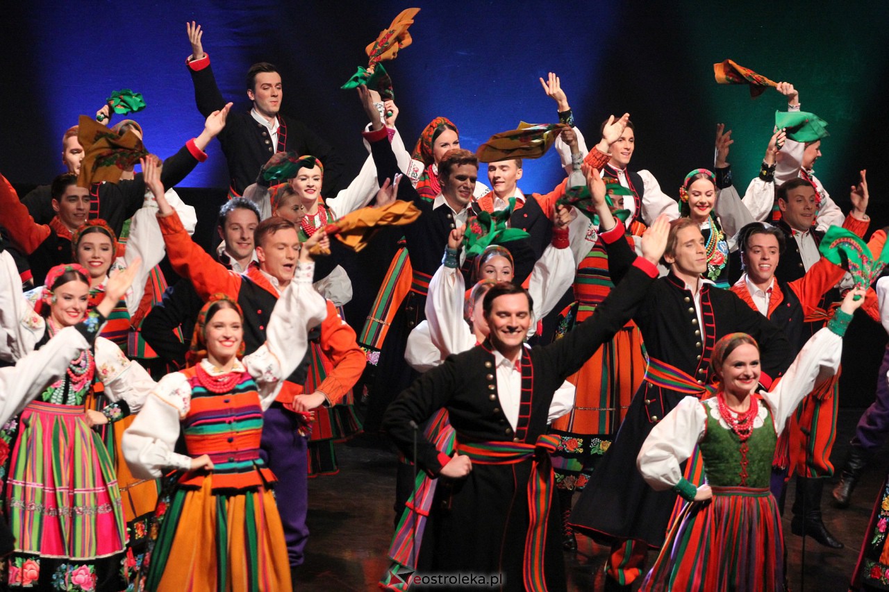 Koncert zespołu Mazowsze w Ostrołęce [7.10.2023] - zdjęcie #7 - eOstroleka.pl