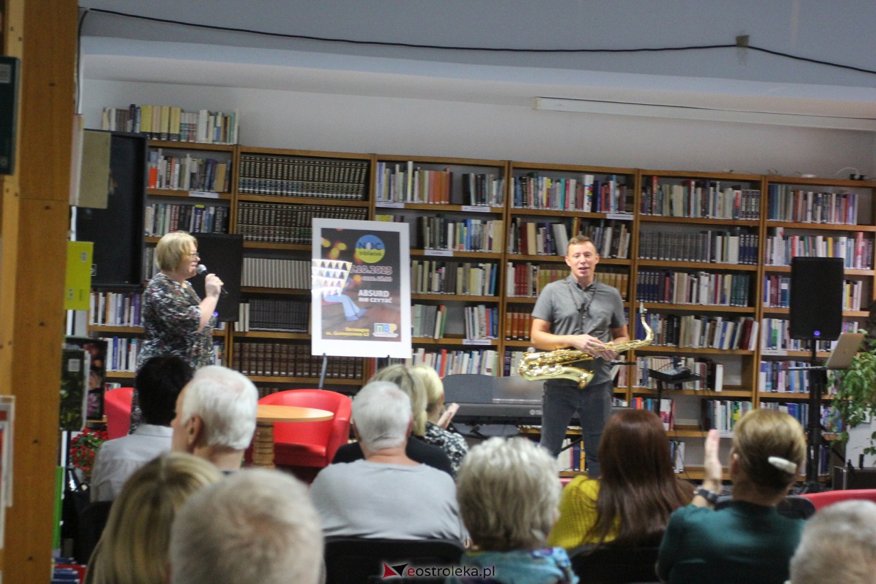 Noc Bibliotek 2023. Wojciech Jagielski [8.10.2023] - zdjęcie #18 - eOstroleka.pl