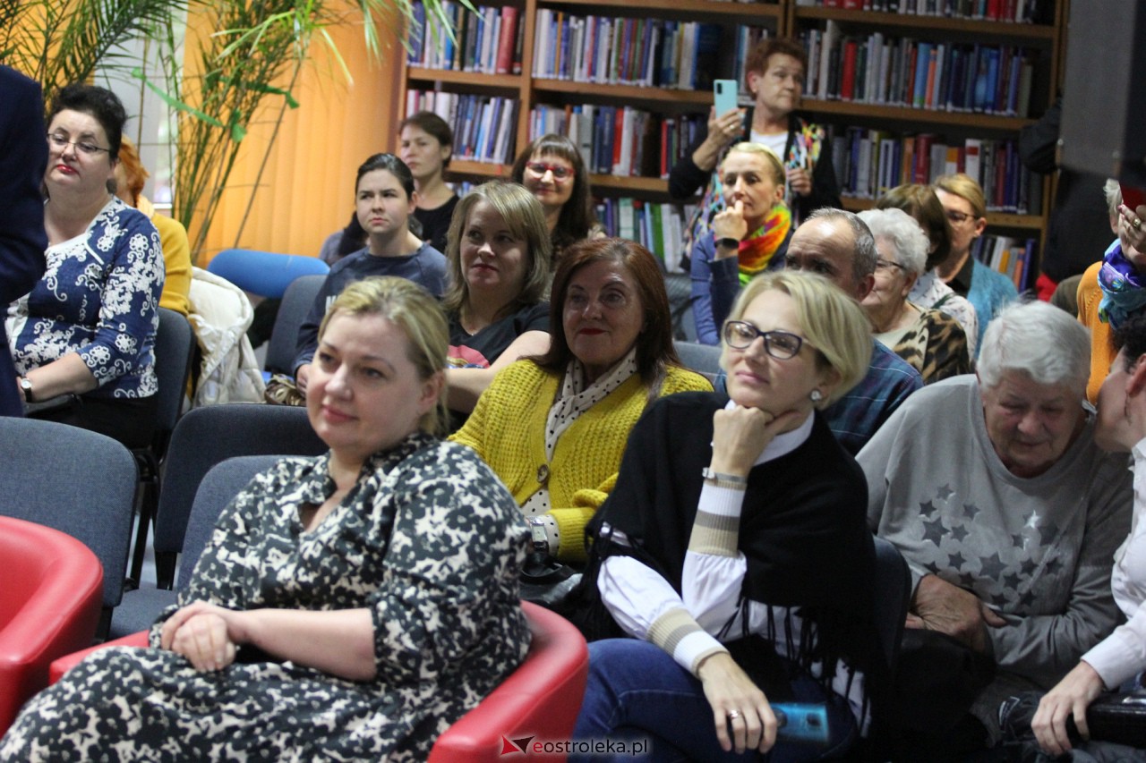 Noc Bibliotek 2023. Wojciech Jagielski [8.10.2023] - zdjęcie #9 - eOstroleka.pl