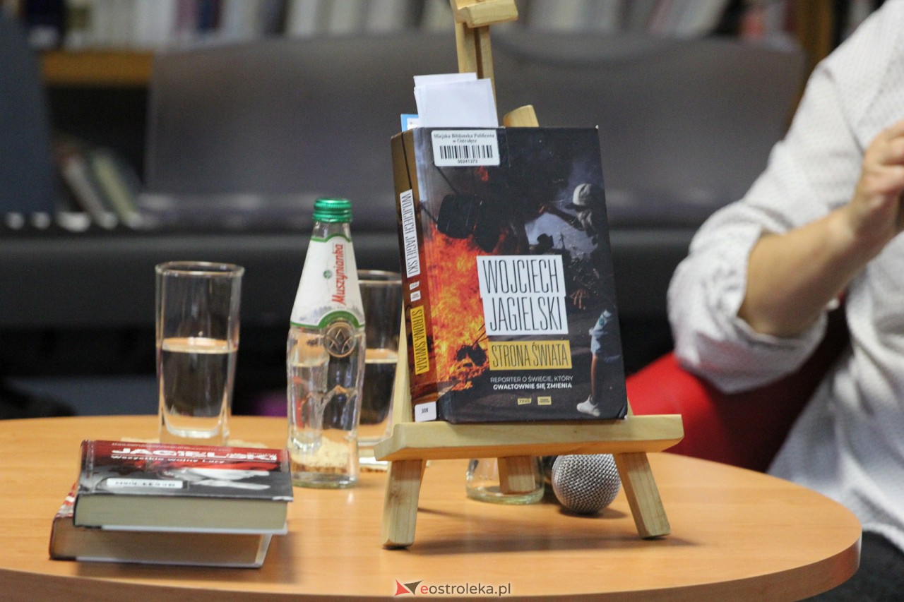 Noc Bibliotek 2023. Wojciech Jagielski [8.10.2023] - zdjęcie #7 - eOstroleka.pl
