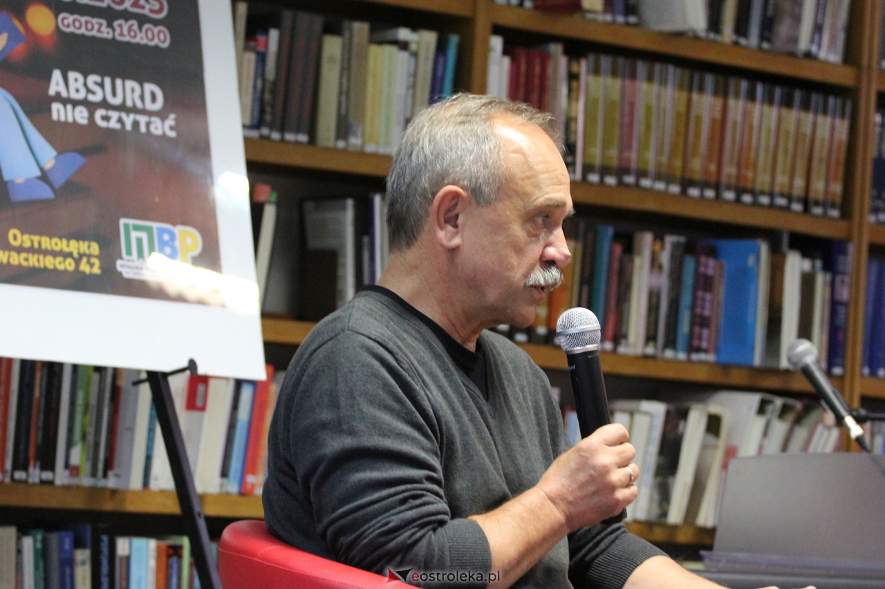 Noc Bibliotek 2023. Wojciech Jagielski [8.10.2023] - zdjęcie #5 - eOstroleka.pl